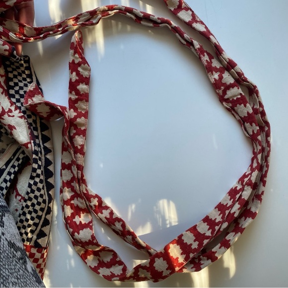 Women's Beautiful wrap around skirt - Picture 10 of 14